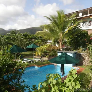 2* Hotel Tamarind Tree